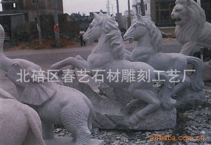 動物石雕