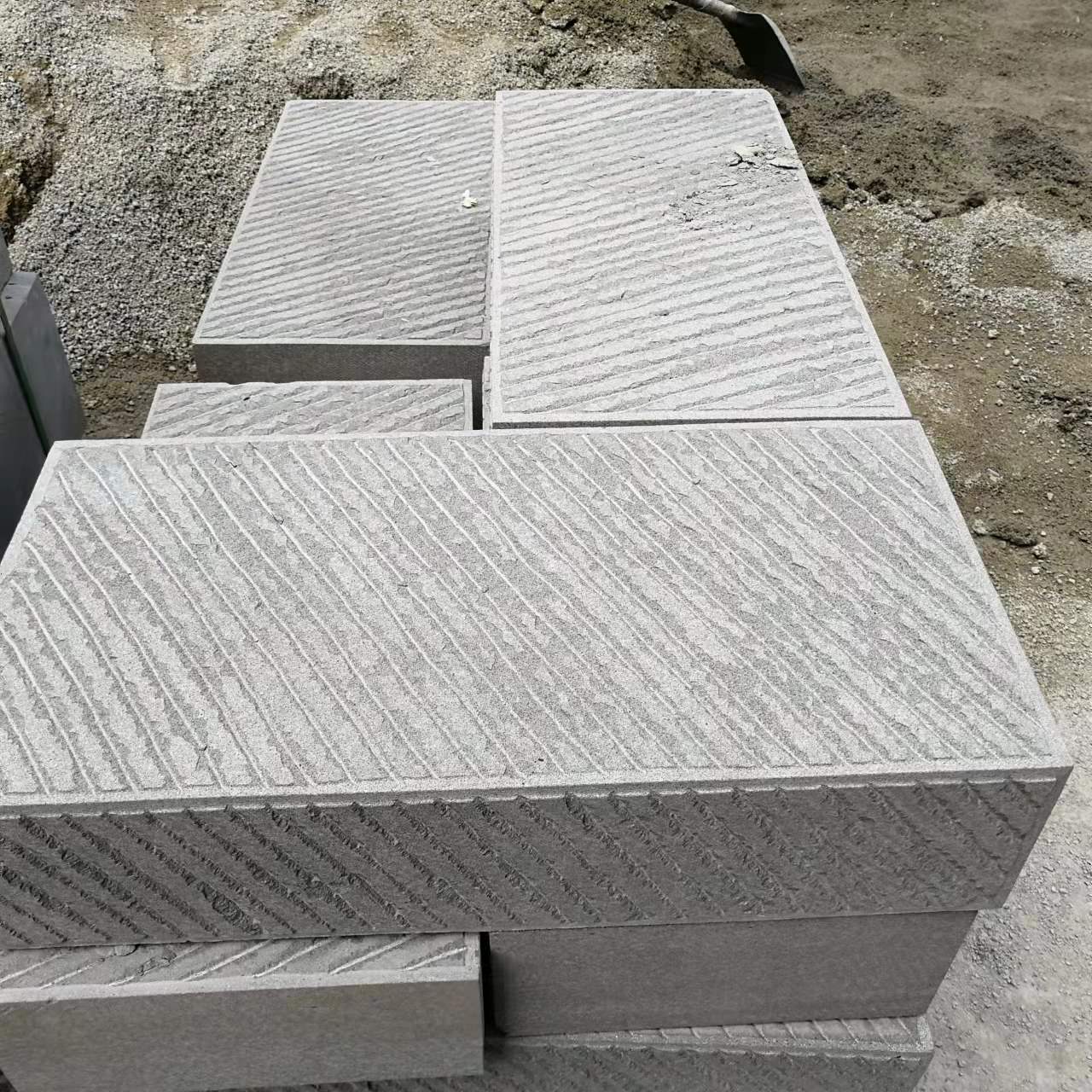 青石路沿石的質量怎么判斷